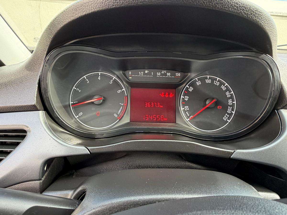opel-corsa-2015-gasolina-1229cc