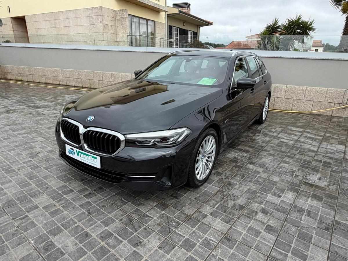 bmw-serie-5-2021-hibrido-a-gasolina-1998cc