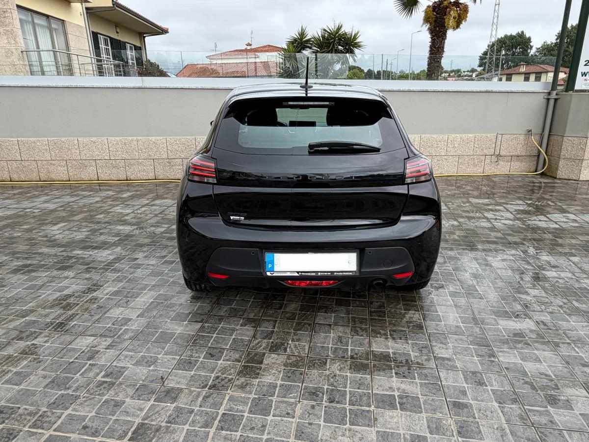peugeot-208-2024-gasolina-1199cc