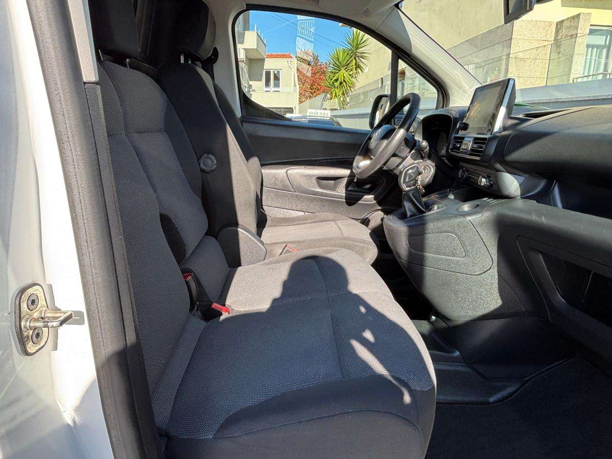 citroen-berlingo-2021-diesel-1499cc