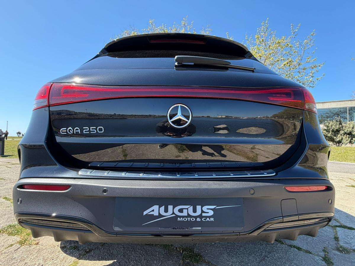 mercedes-benz-eqa-2022-eletrico-500cc