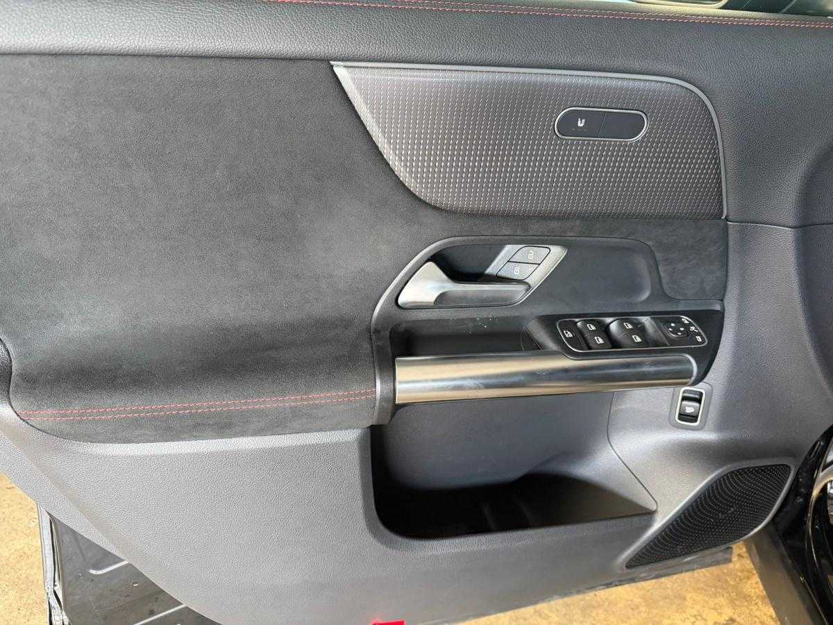 mercedes-benz-eqa-2022-eletrico-500cc