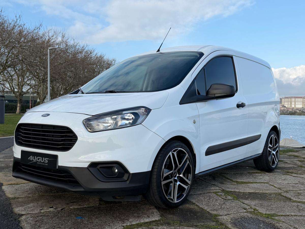 ford-transit-courier-2022-diesel-1499cc