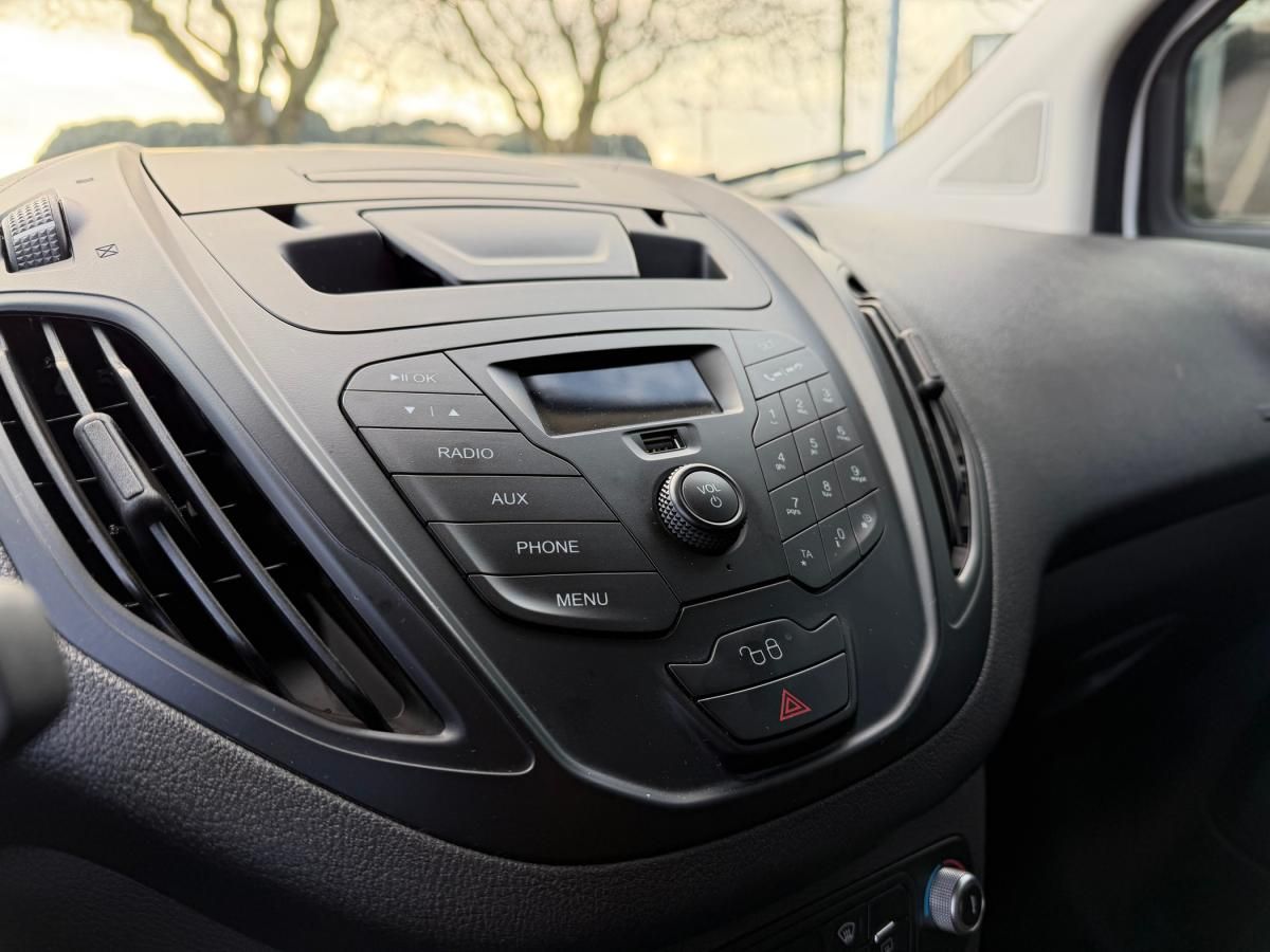 ford-transit-courier-2022-diesel-1499cc