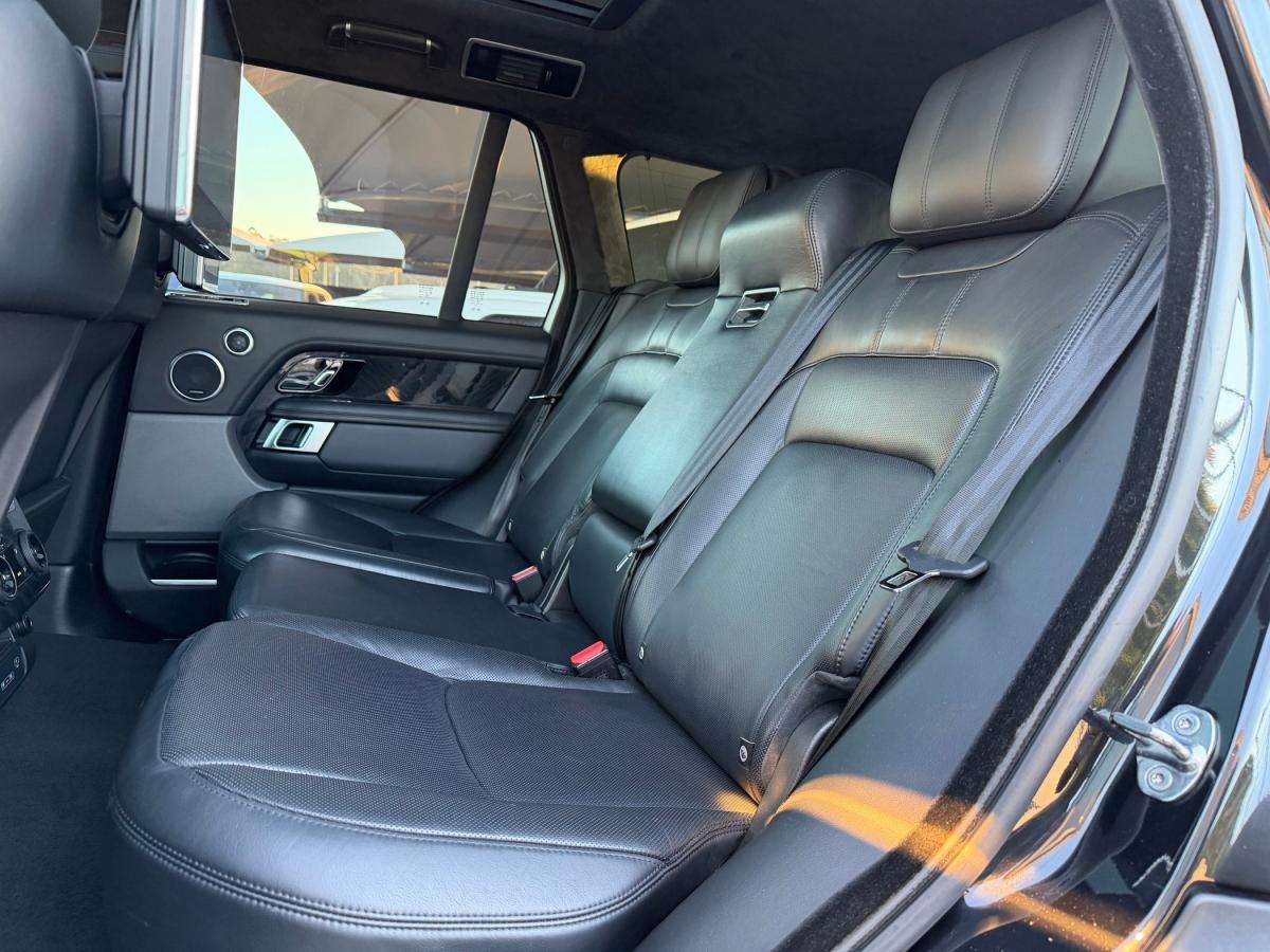 land-rover-range-rover-2018-diesel-2993cc