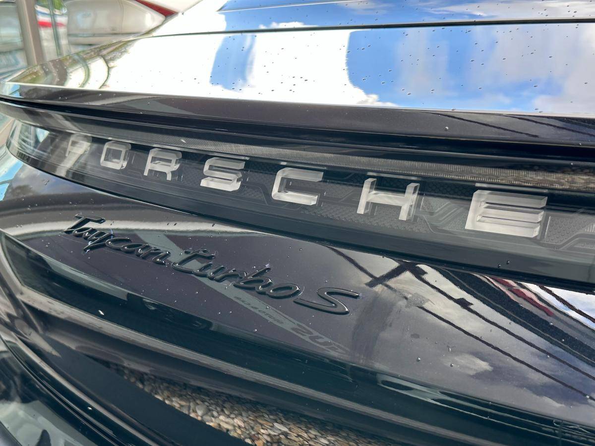 porsche-taycan-2021-eletrico-500cc