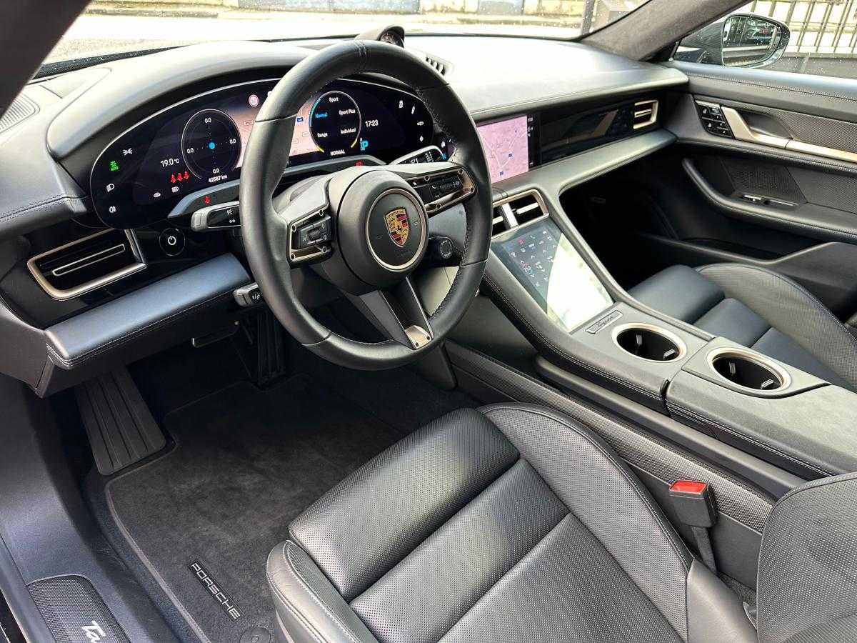 porsche-taycan-2021-eletrico-500cc