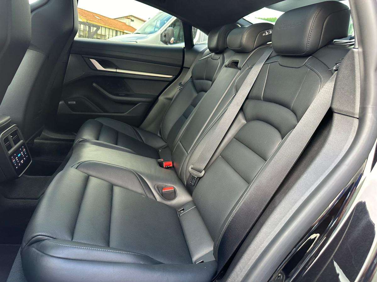 porsche-taycan-2021-eletrico-500cc