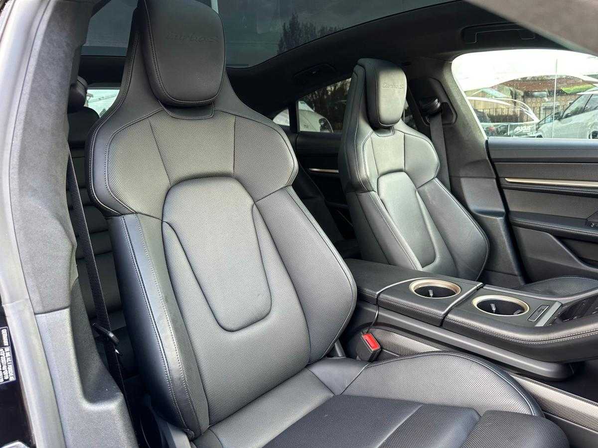 porsche-taycan-2021-eletrico-500cc