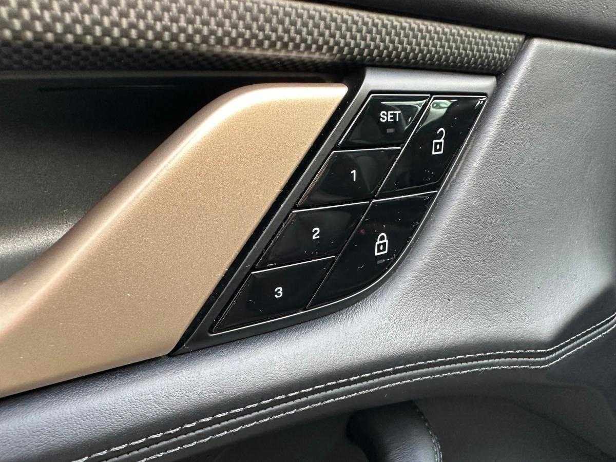 porsche-taycan-2021-eletrico-500cc