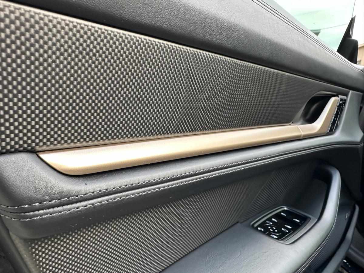 porsche-taycan-2021-eletrico-500cc