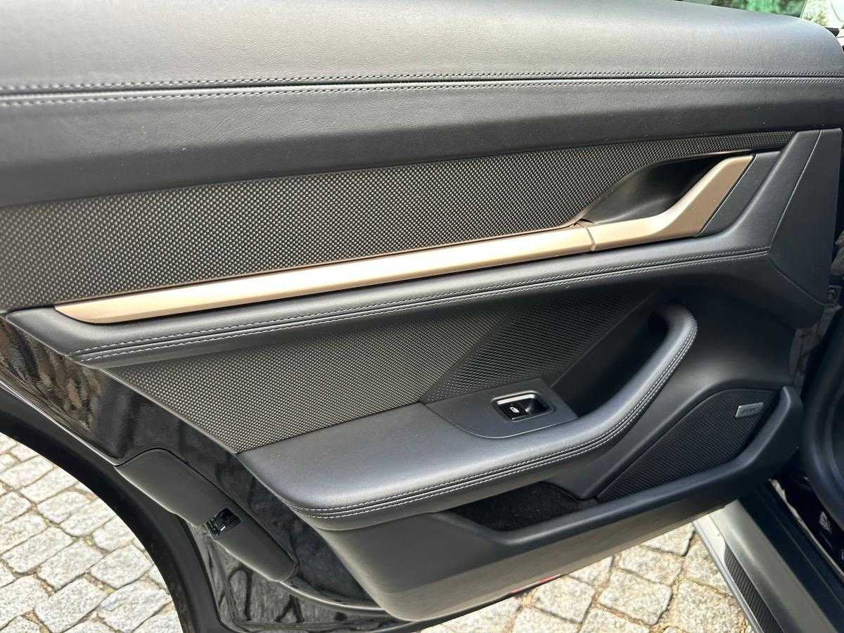 porsche-taycan-2021-eletrico-500cc