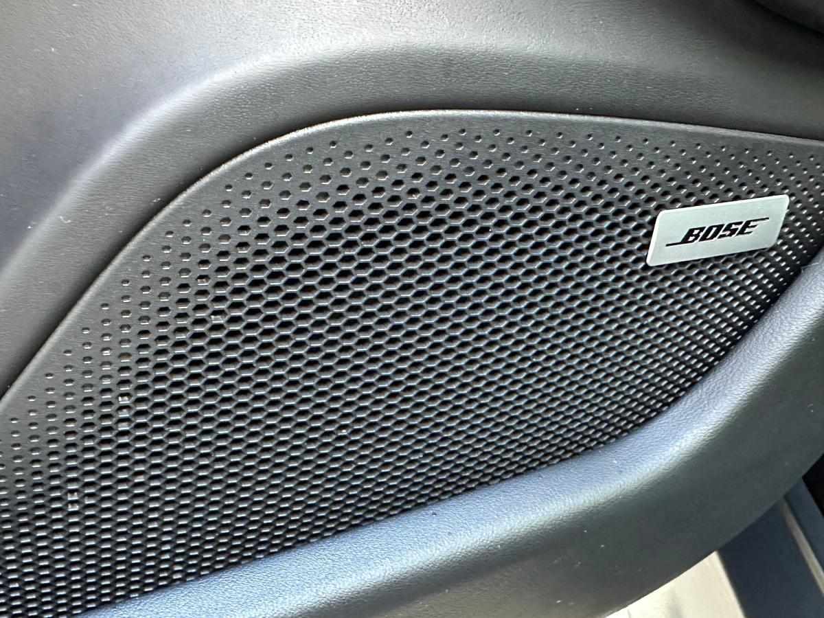 porsche-taycan-2021-eletrico-500cc