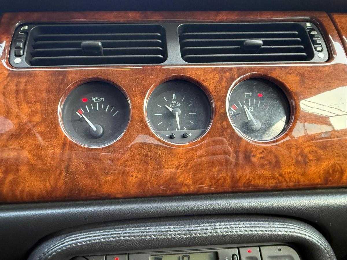 jaguar-xk-2000-gasolina-3996cc