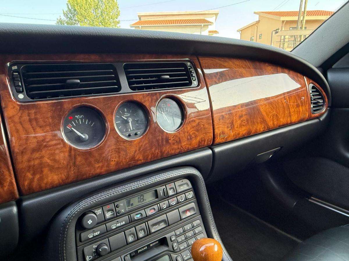 jaguar-xk-2000-gasolina-3996cc