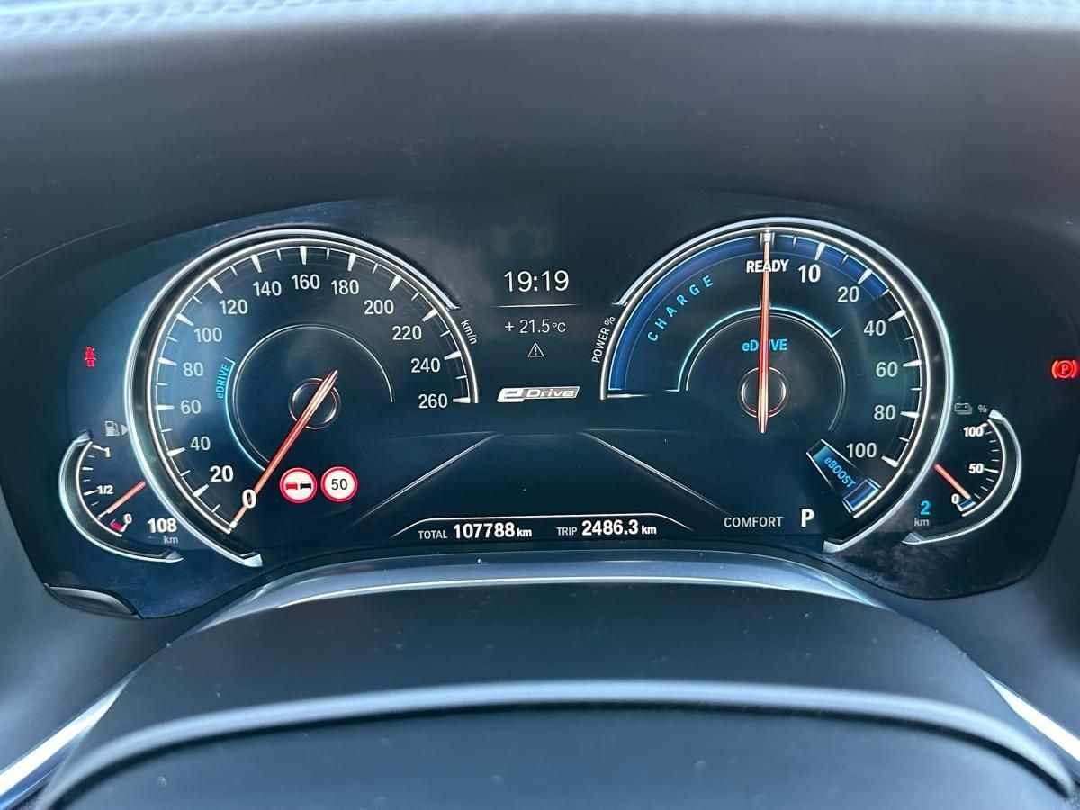 bmw-serie-7-2018-hibrido-a-gasolina-1998cc