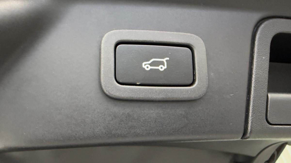 land-rover-range-rover-velar-2017-diesel-2993cc