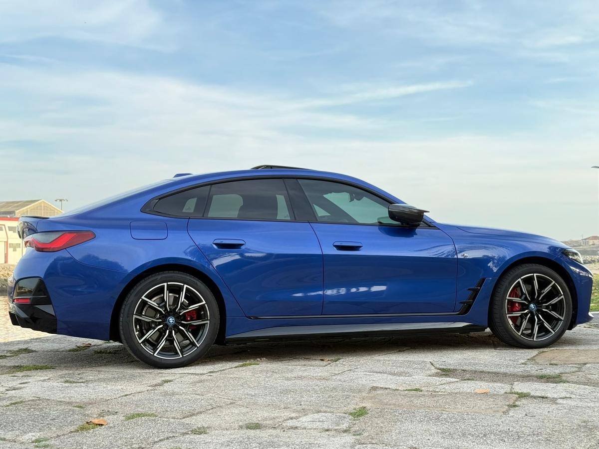 bmw-i4-2024-eletrico-500cc