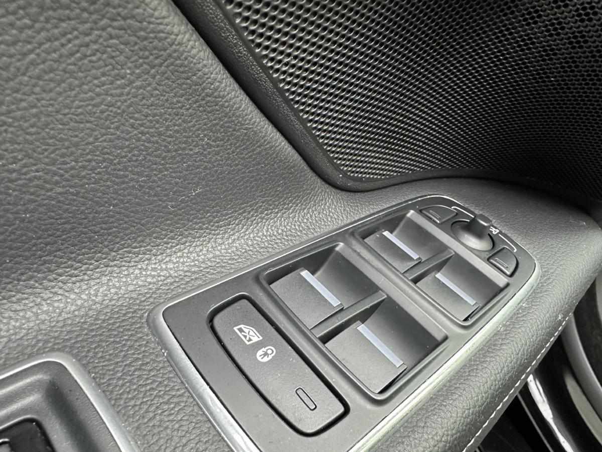 jaguar-xf-2017-diesel-1999cc