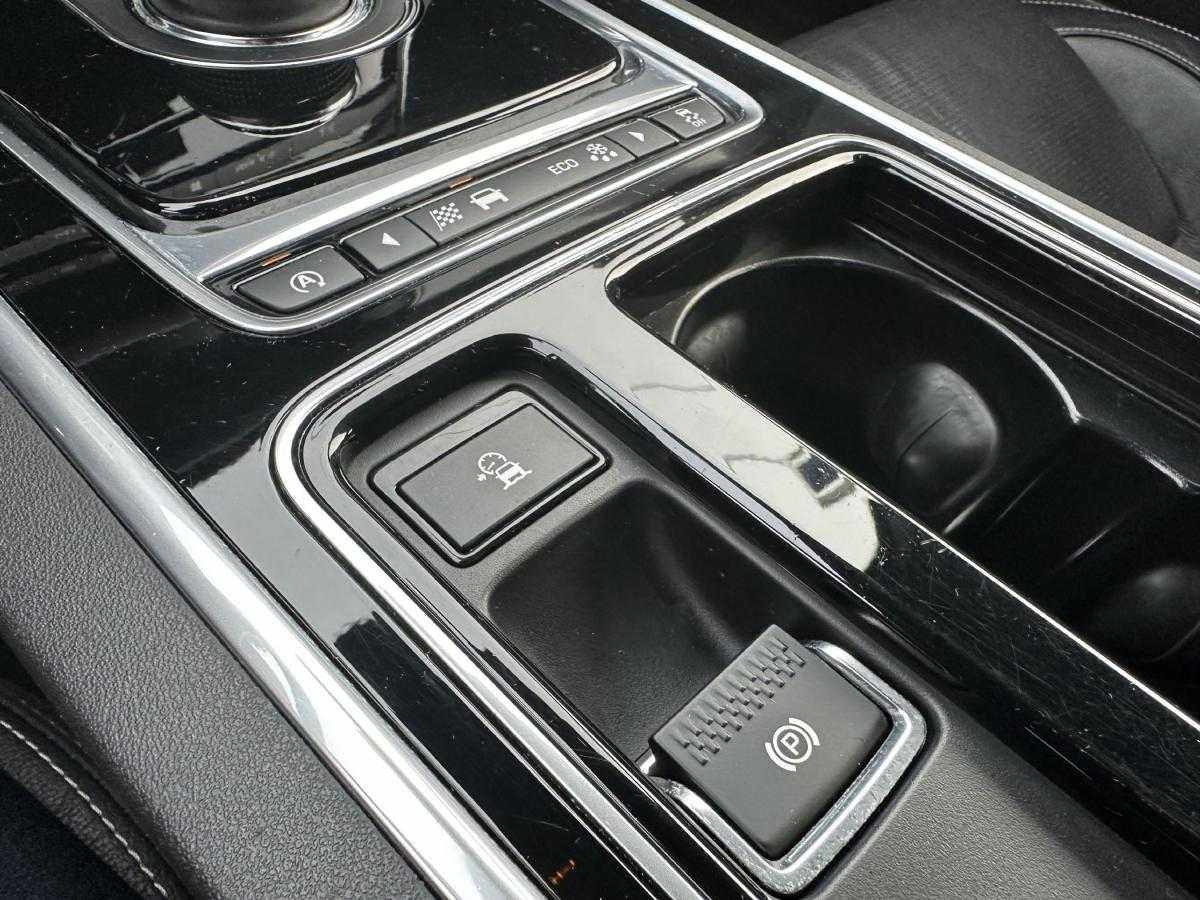 jaguar-xf-2017-diesel-1999cc