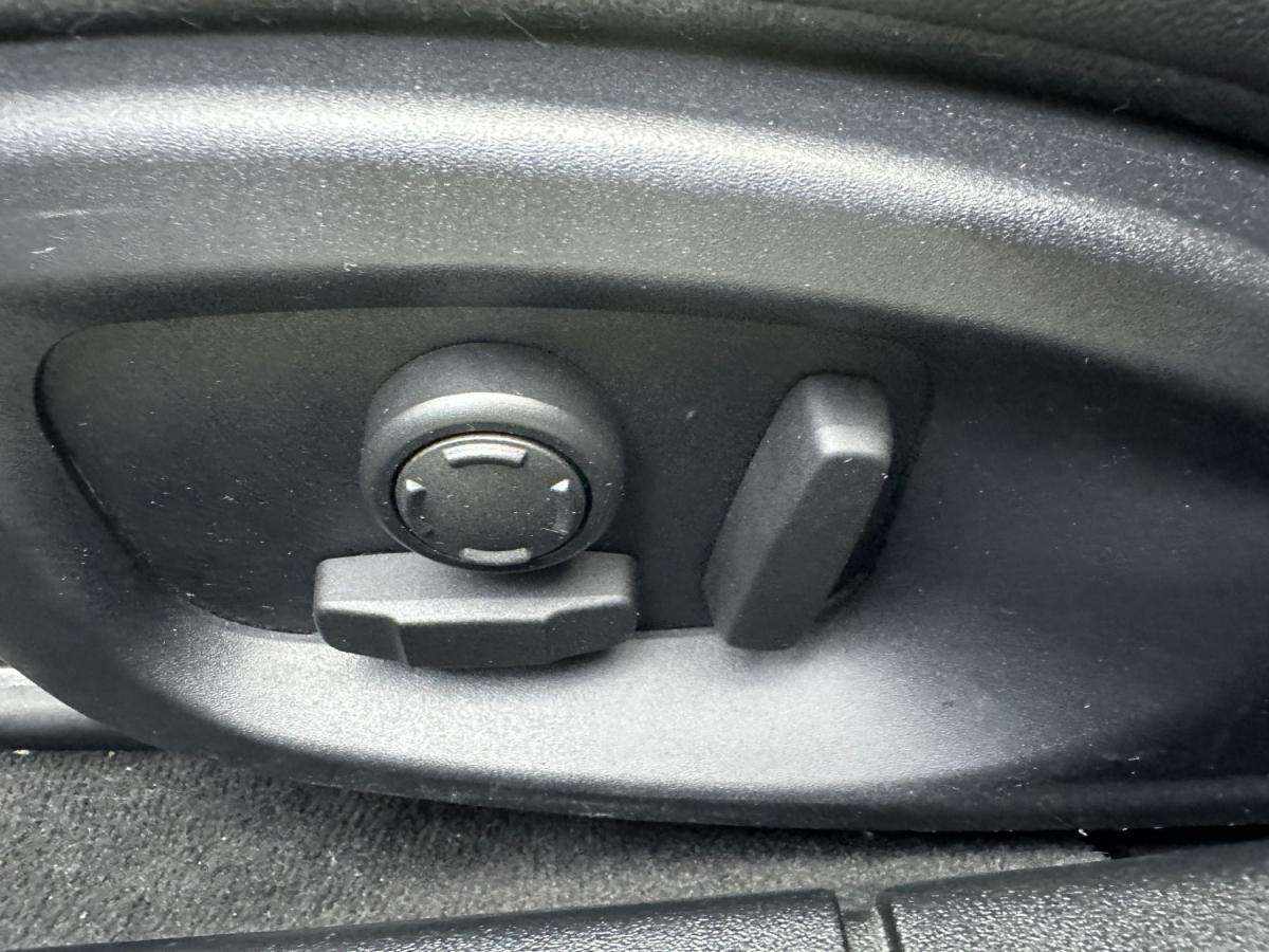 jaguar-xf-2017-diesel-1999cc