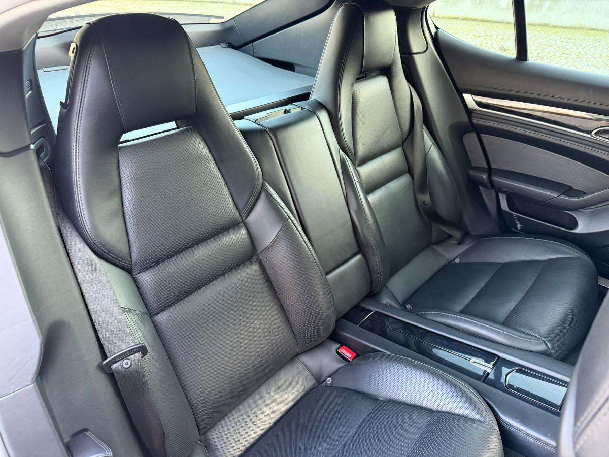 porsche-panamera-2013-hibrido-a-gasolina-2995cc