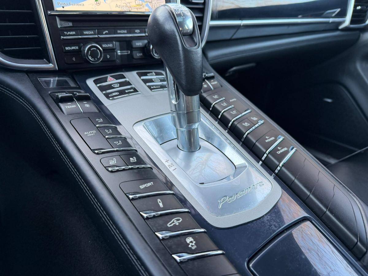 porsche-panamera-2013-hibrido-a-gasolina-2995cc