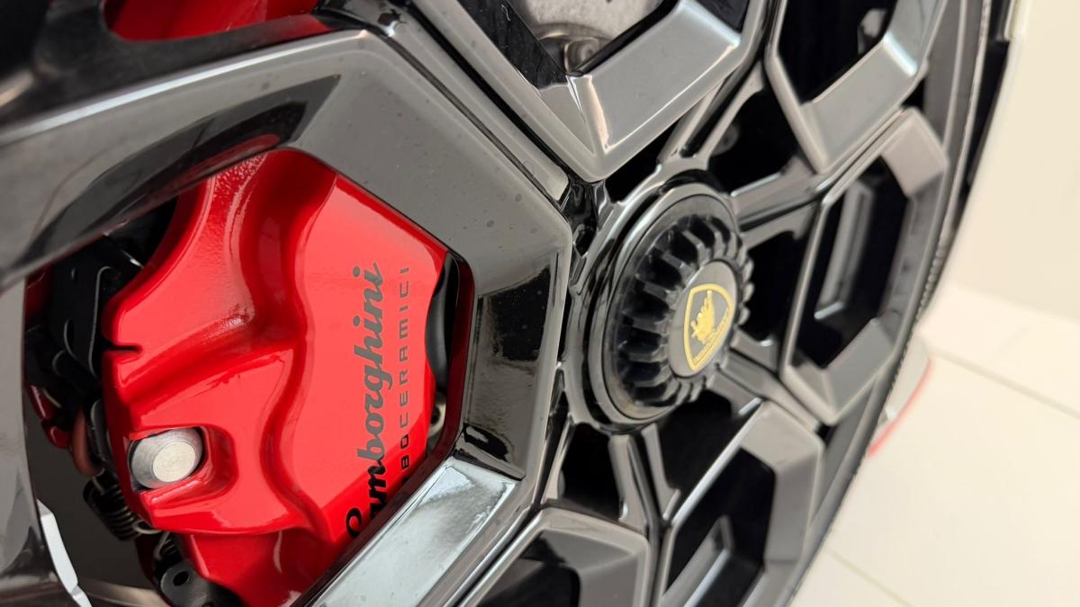 lamborghini-huracan-2024-gasolina-5204cc