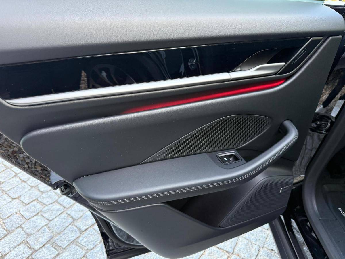 porsche-macan-2024-eletrico-500cc