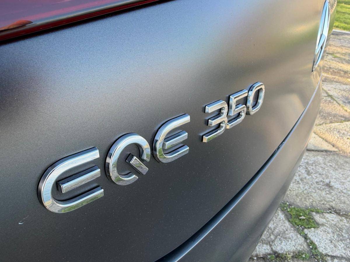 mercedes-benz-eqe-2023-eletrico-500cc