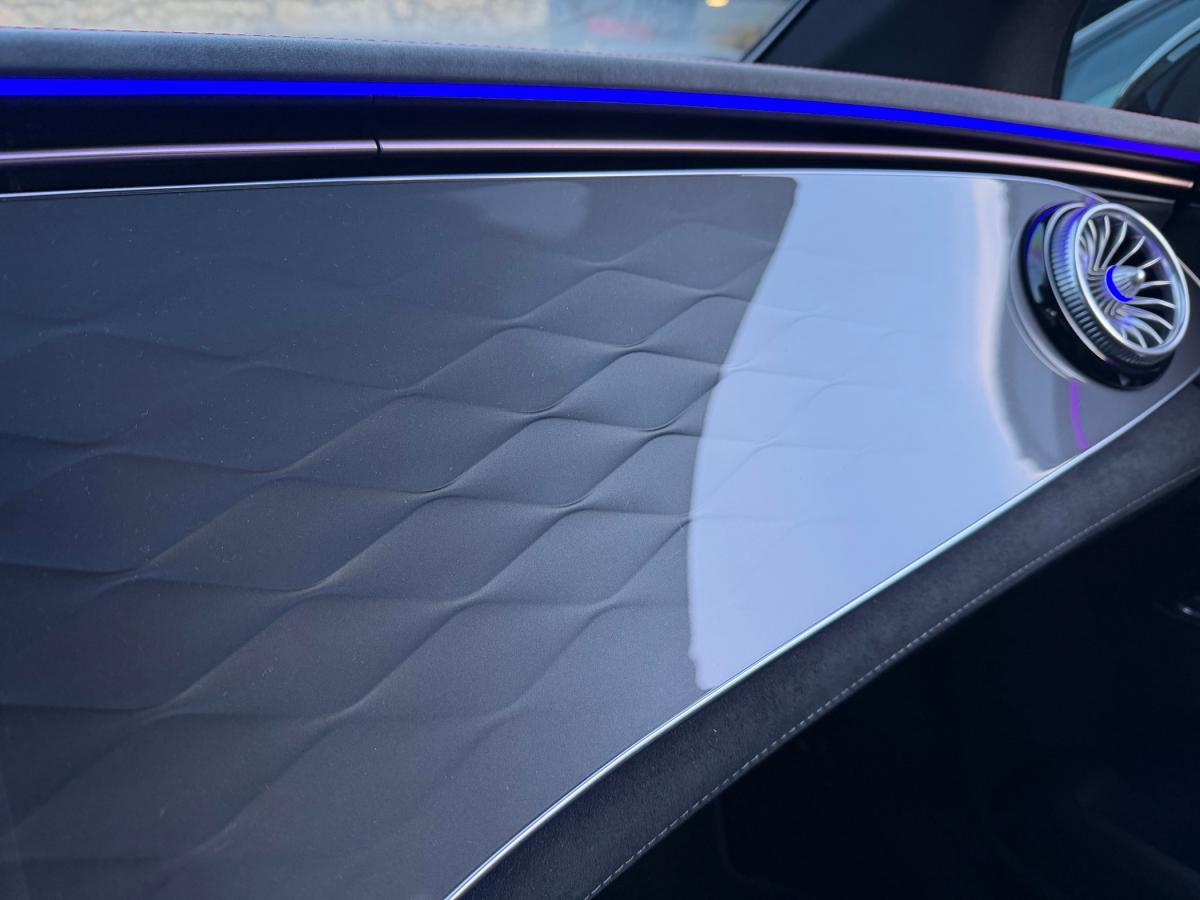 mercedes-benz-eqe-2023-eletrico-500cc