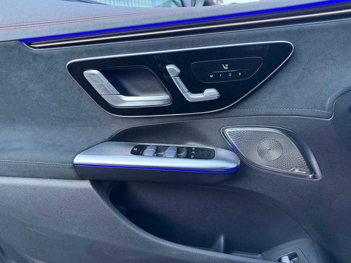 mercedes-benz-eqe-2023-eletrico-500cc