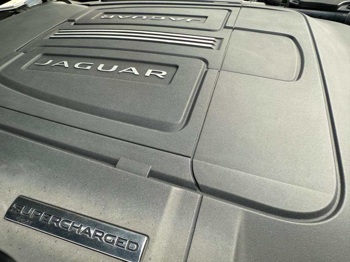 jaguar-f-type-2015-gasolina-2995cc