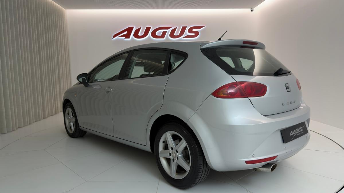 seat-leon-2010-diesel-1598cc