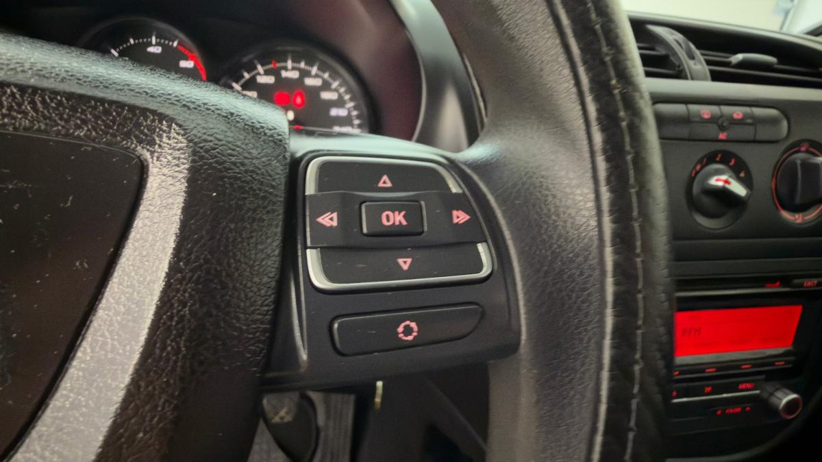 seat-leon-2010-diesel-1598cc