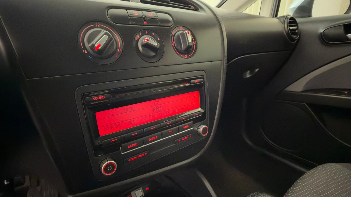 seat-leon-2010-diesel-1598cc