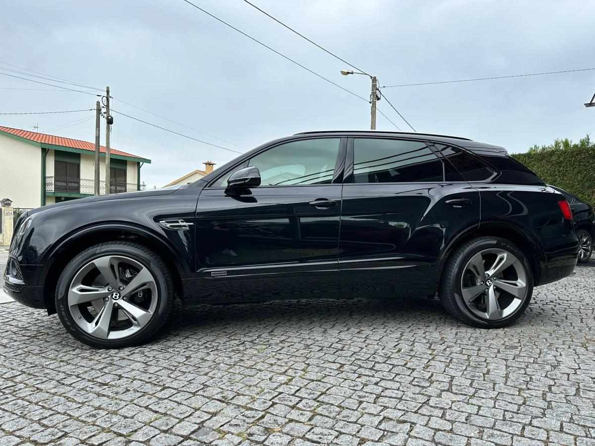bentley-bentayga-2018-diesel-3956cc