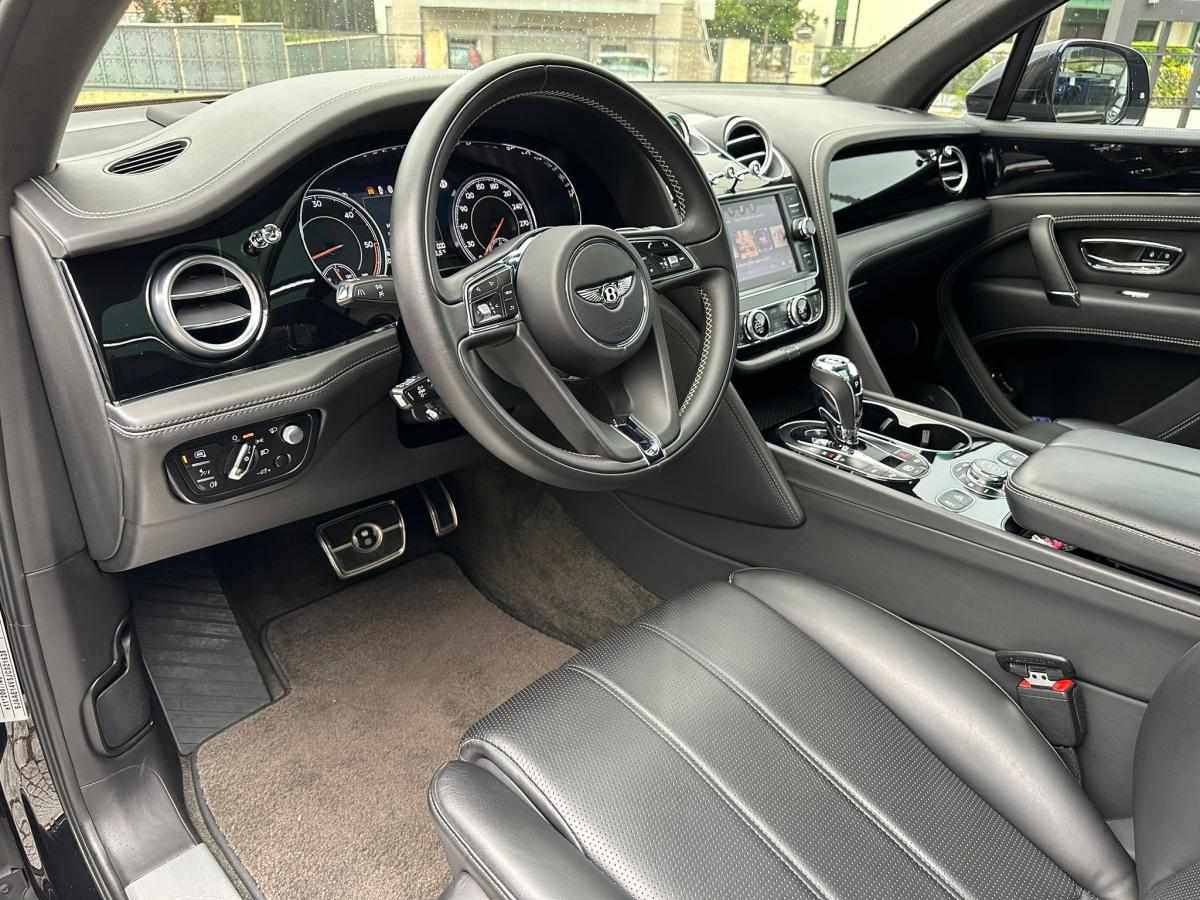 bentley-bentayga-2018-diesel-3956cc