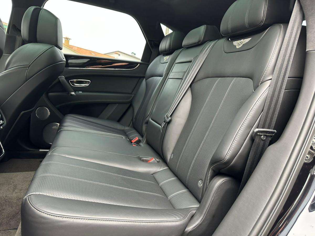 bentley-bentayga-2018-diesel-3956cc