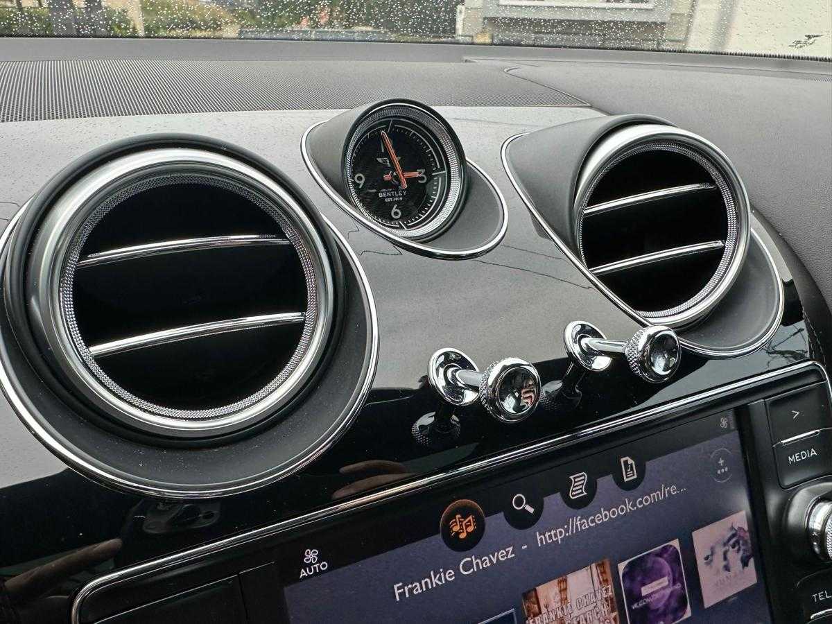 bentley-bentayga-2018-diesel-3956cc