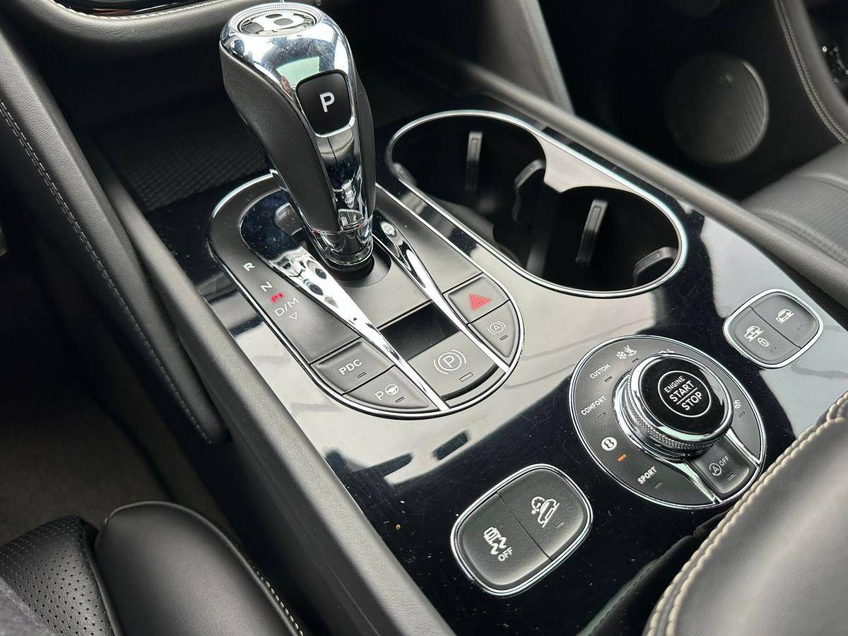 bentley-bentayga-2018-diesel-3956cc