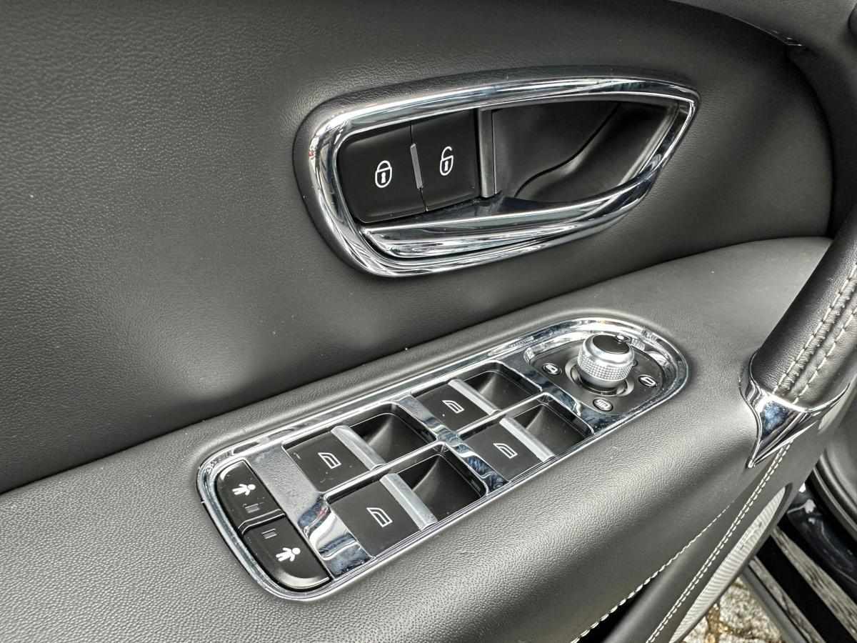 bentley-bentayga-2018-diesel-3956cc