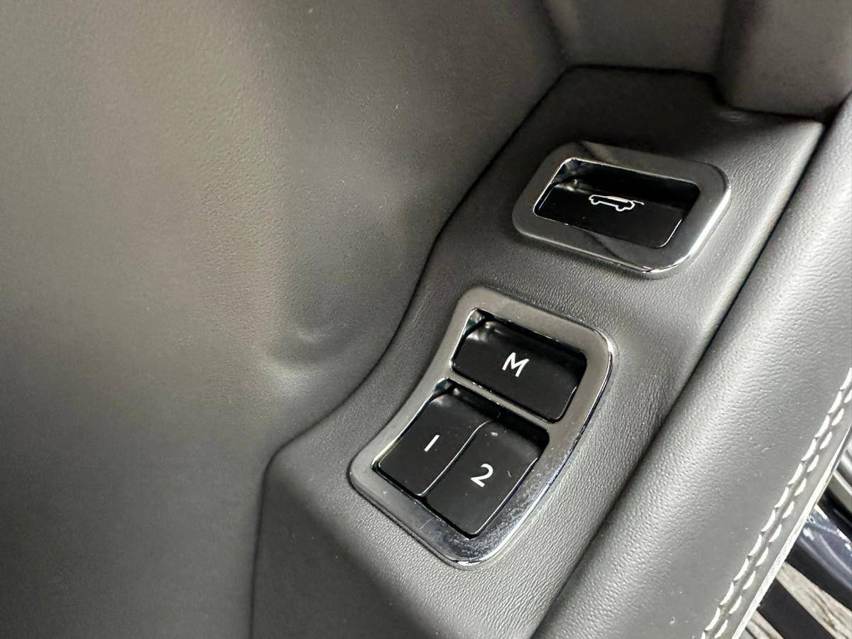 bentley-bentayga-2018-diesel-3956cc