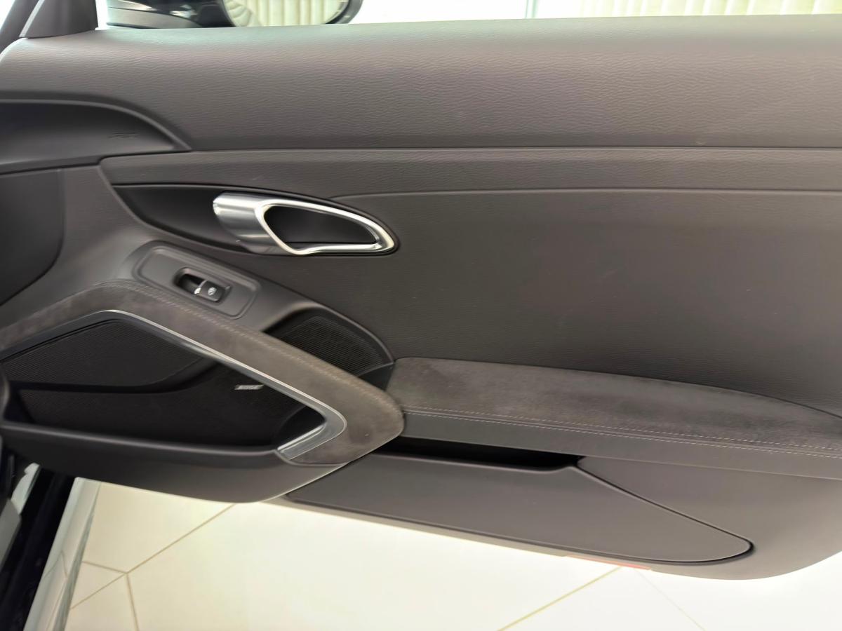 porsche-718-2018-gasolina-2497cc