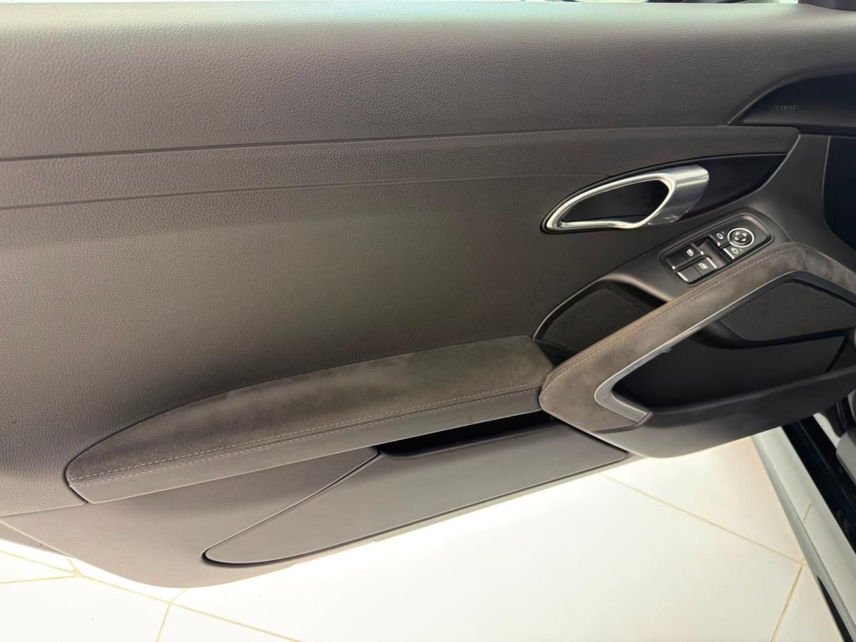 porsche-718-2018-gasolina-2497cc