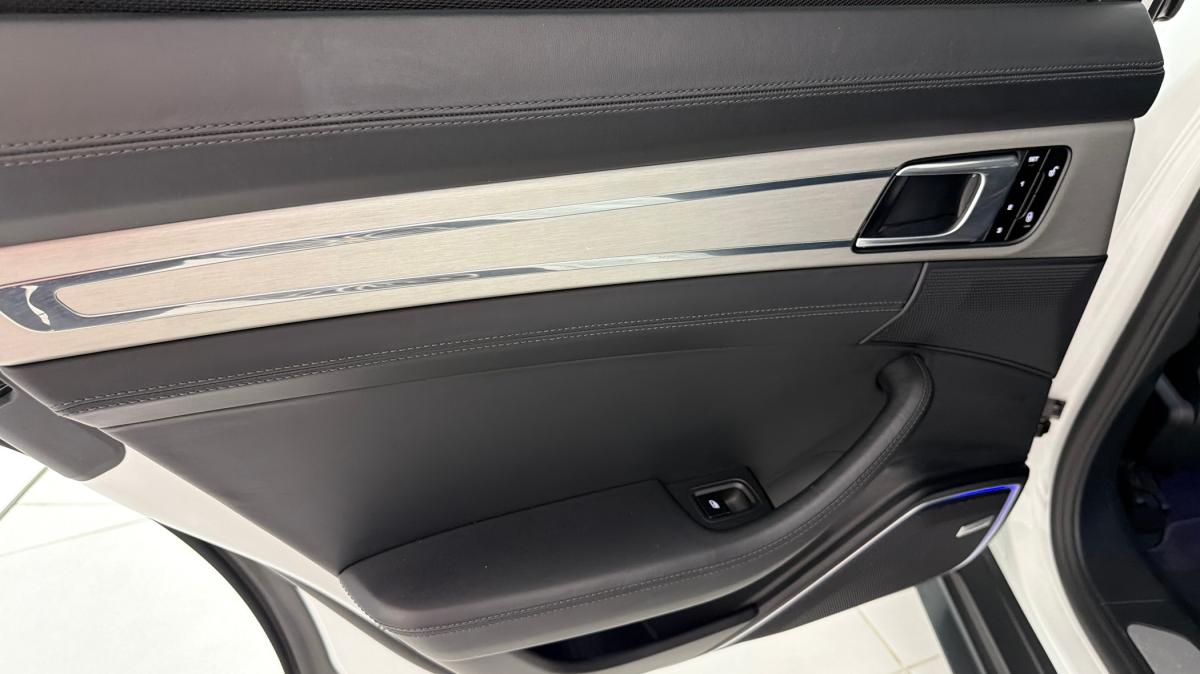 porsche-panamera-2017-diesel-3956cc