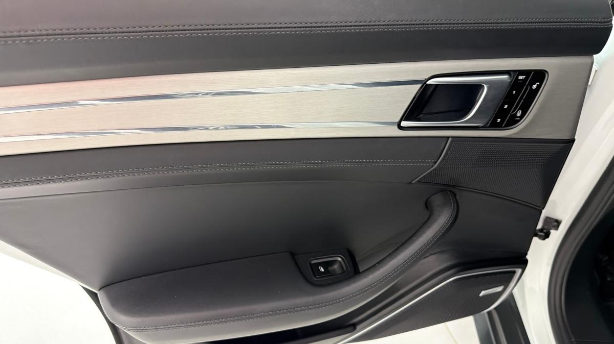 porsche-panamera-2017-diesel-3956cc