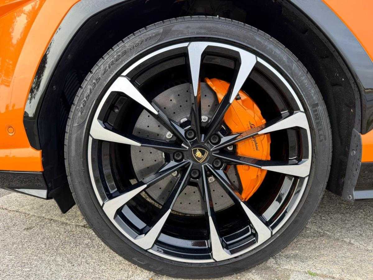 lamborghini-urus-2021-gasolina-3996cc