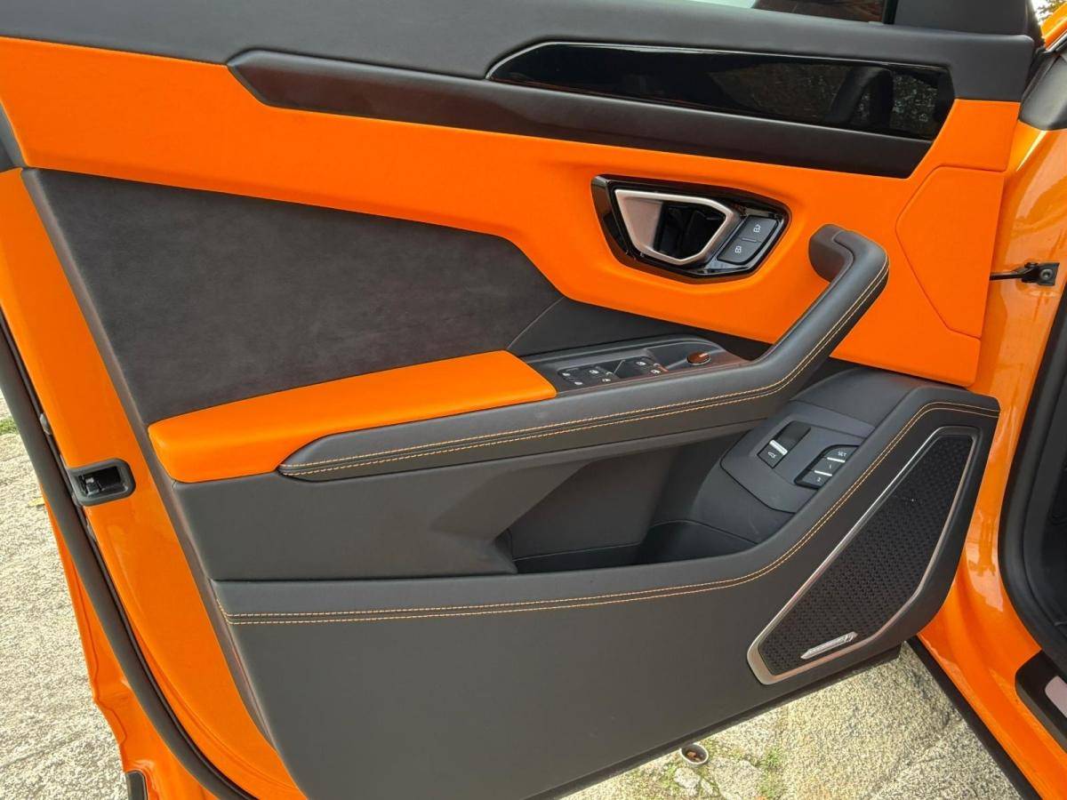 lamborghini-urus-2021-gasolina-3996cc