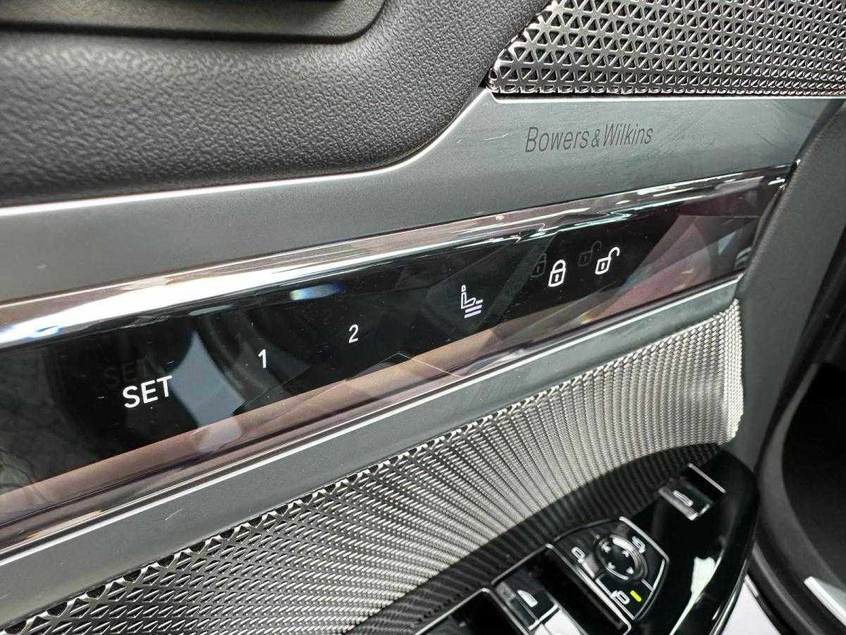 bmw-serie-7-2023-diesel-2993cc